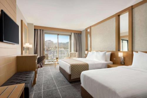 Ramada Resort 